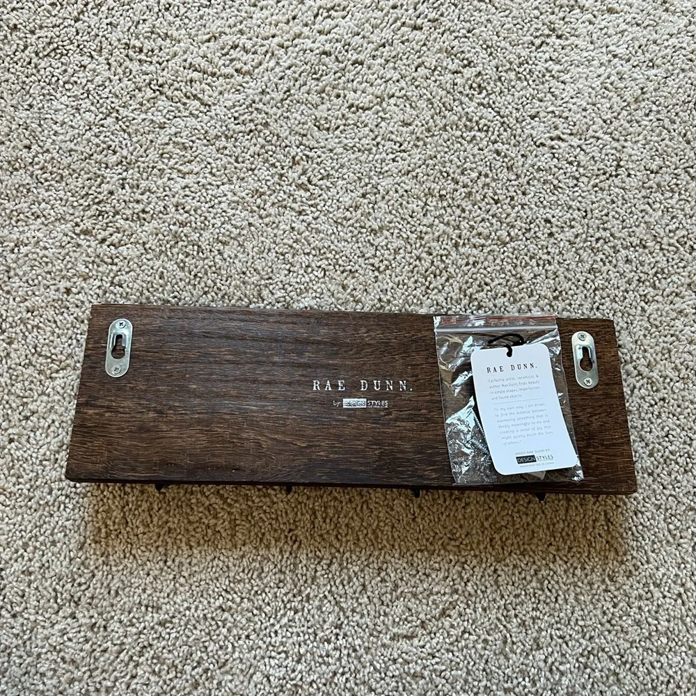 Rae Dunn Hanger - Picture 4 of 4